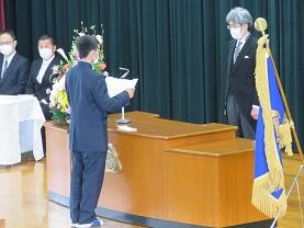 新入生代表宣誓